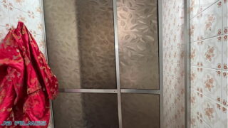 Schauen Sie sich die Größe dieses Arsches an. Das dicke Mädchen war verrückt, ihren Arsch herzugeben, konnte es aber nicht ertragen