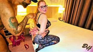 BDSM-Po-Klapse, Spanking, Paddelzeit mit Candy